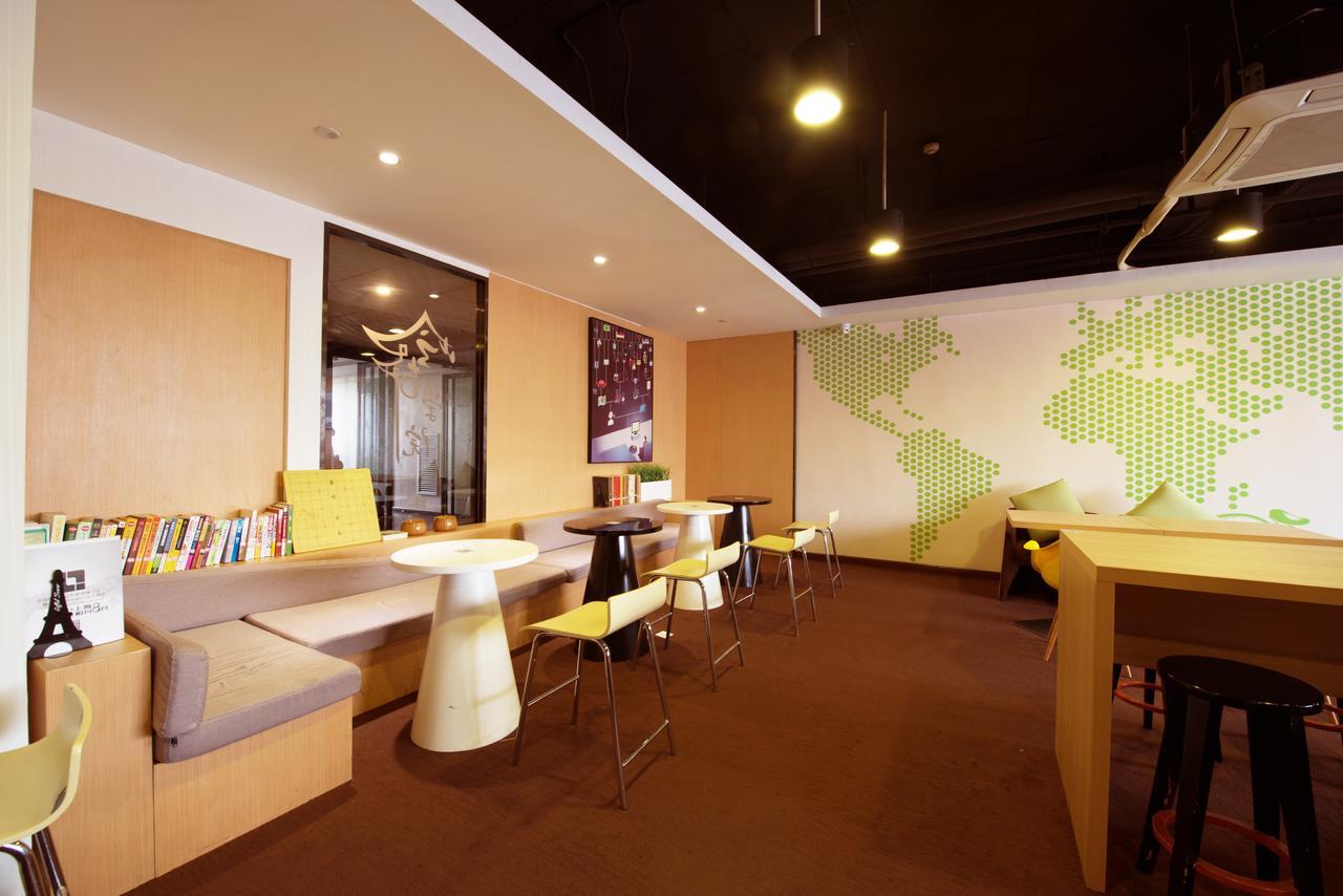 Iu Hotel Shanghai Dongchuan Road Metro Station Buitenkant foto